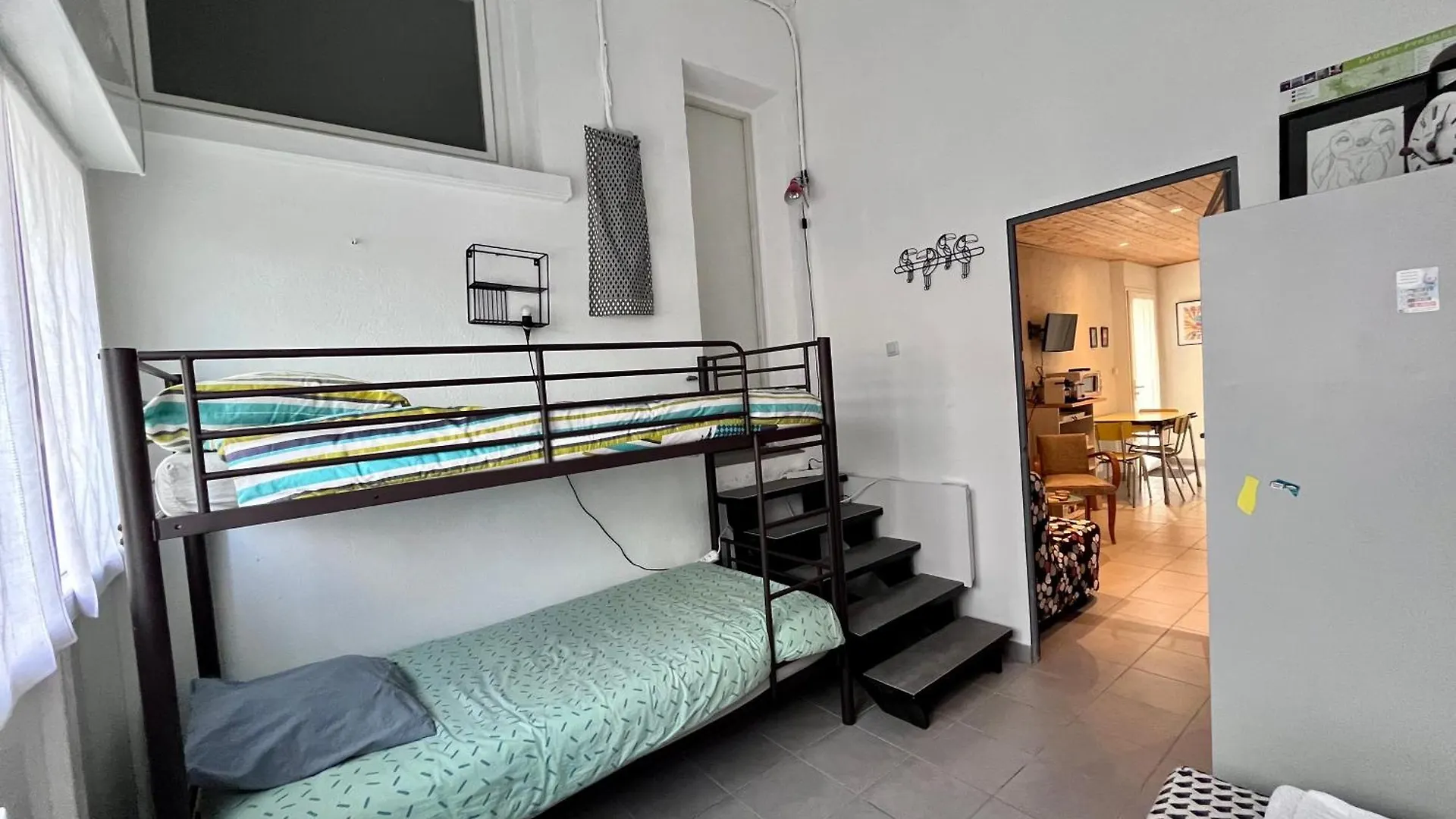 Vakantiehuis Paisible Logement Independant Avec Jardin Et Places De Parking Tarbes Frankrijk